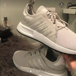 6Y grey Adidas Bling